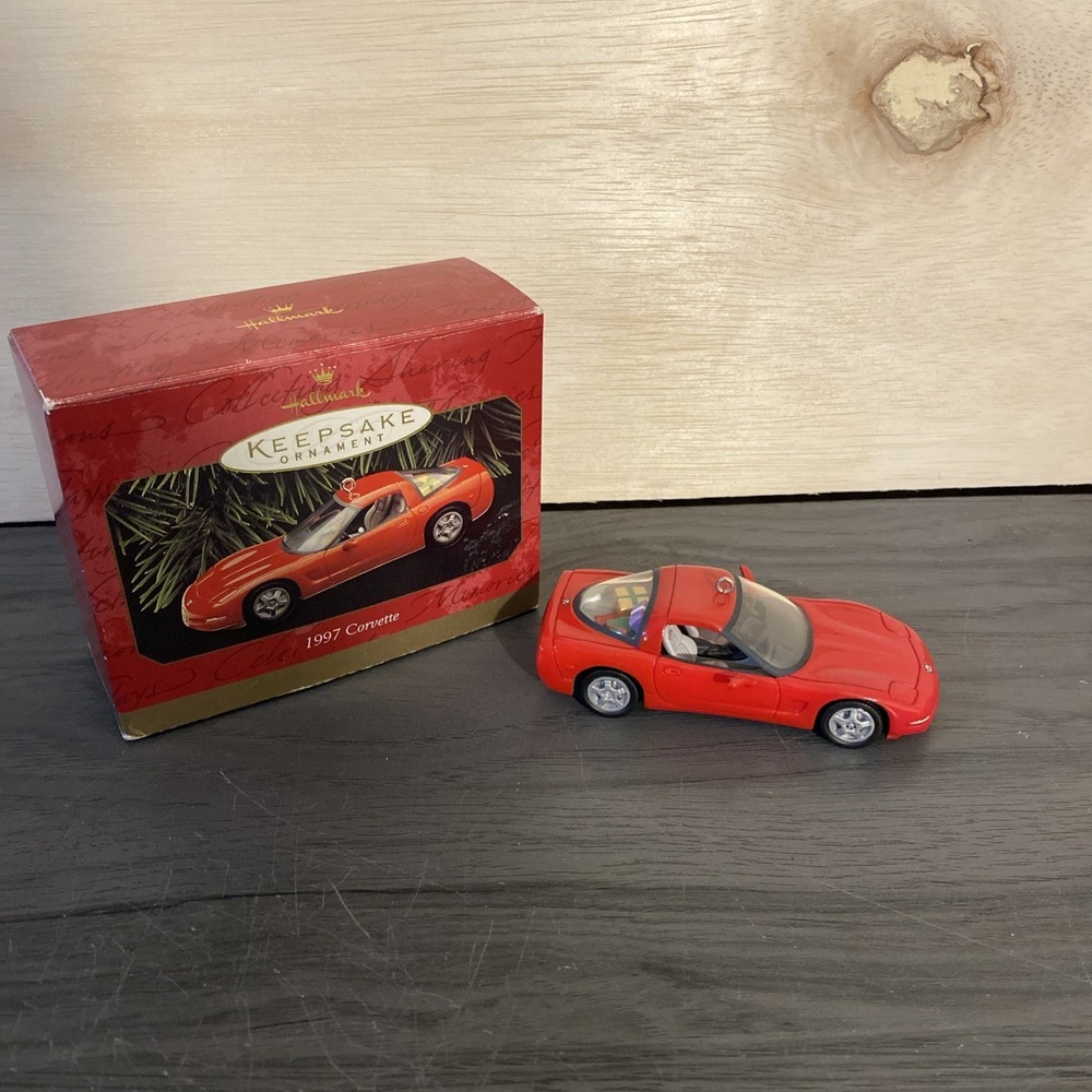 Hallmark Keepsake Ornament 1997‎ Corvette